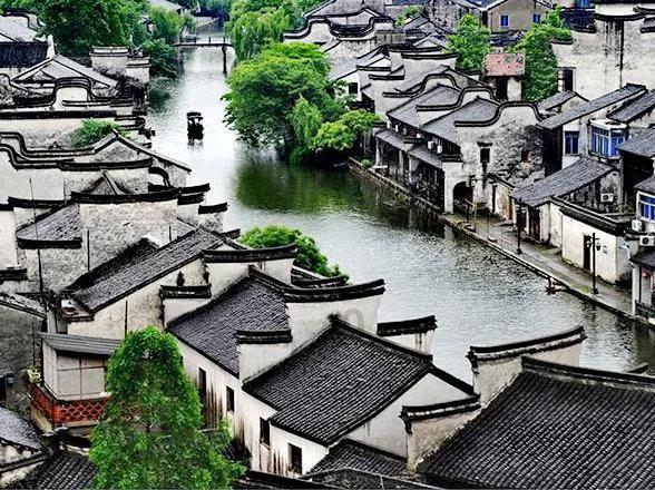 乌迪内斯高层:将努力找出种族歧视迈尼昂的球迷,并终身禁止入场