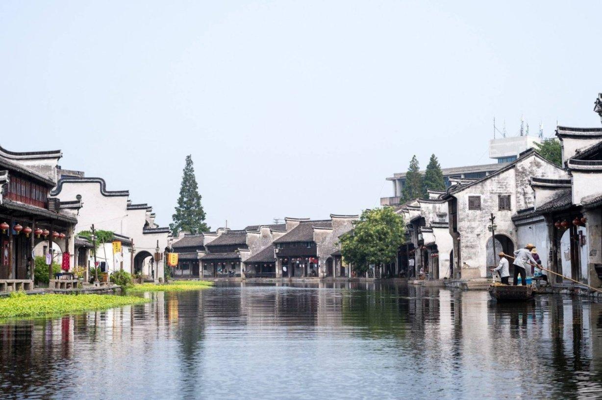 他是谁聂小雨落水被谁救了游戏画面