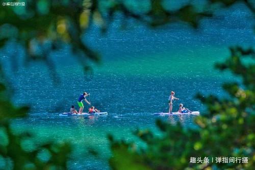 哪位大虾用铁通宽带的 卡吗？我想弄额铁通8M的就一台电脑用 玩游戏可以玩吗？看电影应该不会卡巴？